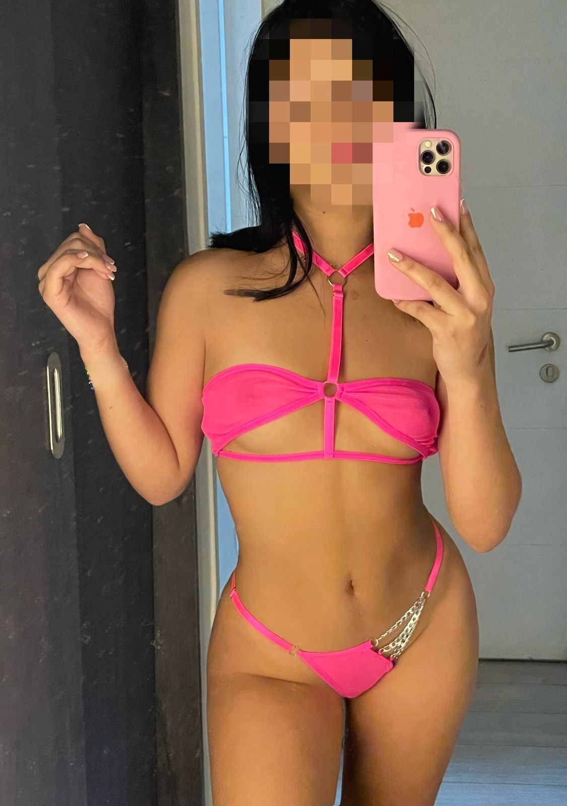 hermosa  Jovencita de 18 añitos con lindas tetas y un Culo de infarto...,  